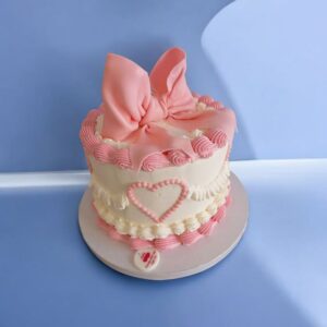 τούρτα με φιόγκο