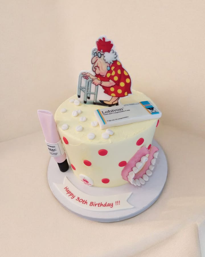 Τούρτα γιαγιά χιούμορ