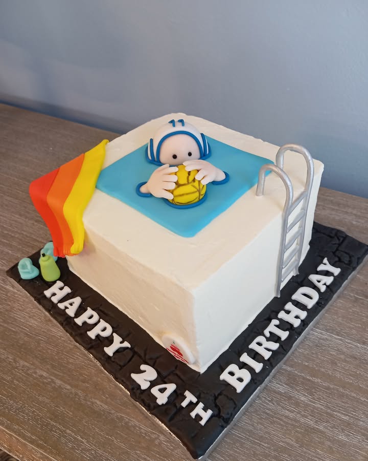 τούρτα water polo